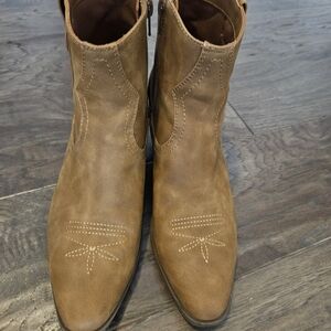 Dolce Vita Tan Ankle Booties